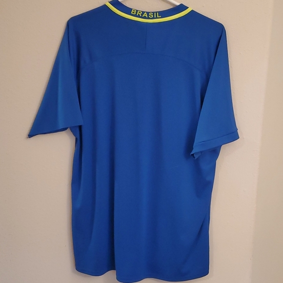 Brazil world Cup Alt jersey - Picture 2 of 3